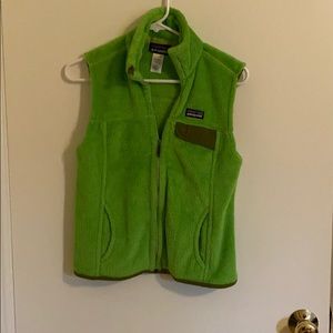 Patagonia snap-t green vest